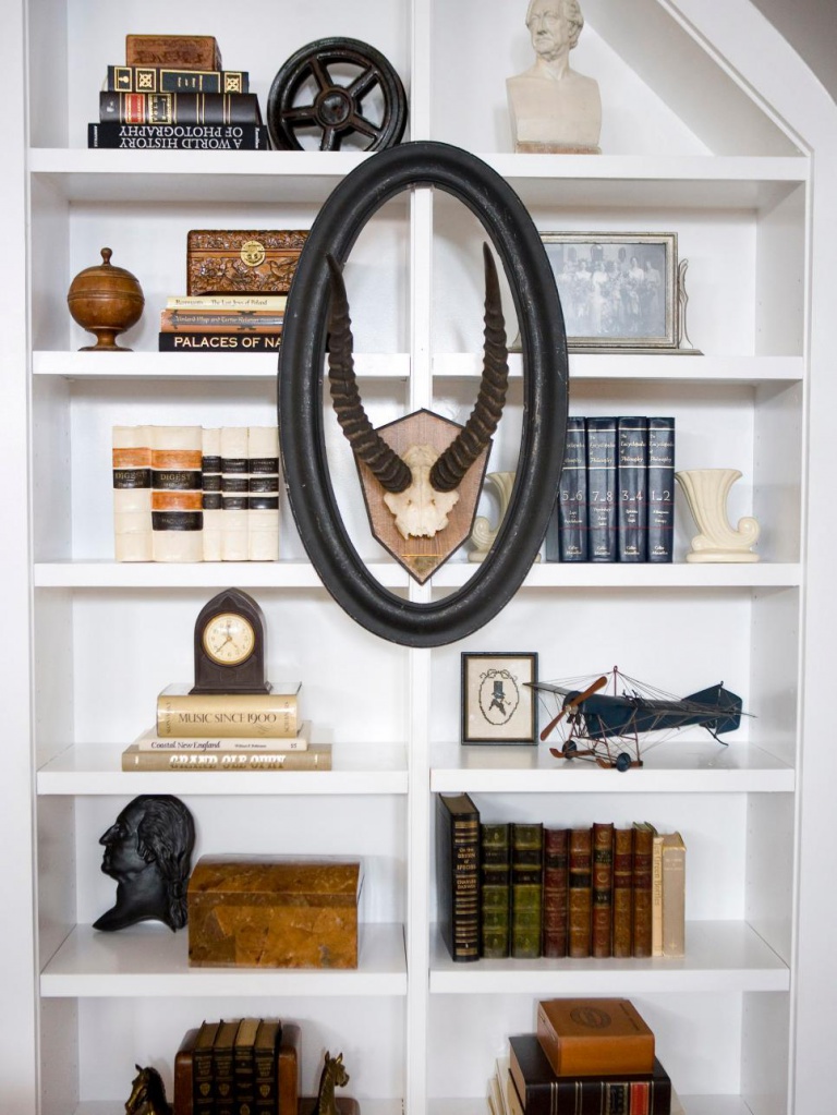 HDSW1_Living-Room-Bookshelves-2_s3x4.jpg.rend.hgtvcom.966.1288.jpeg